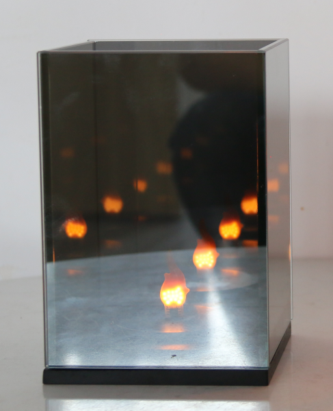 Glass Lantern Outdoor Lights 12 Pcs/Ctn 57 X 43 X 27Cm
